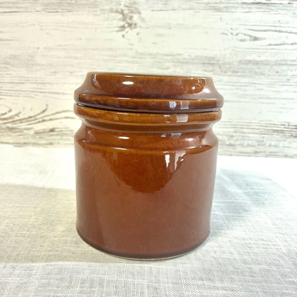 Aramis brown lidded crock jar storage decor gift - Picture 4 of 5